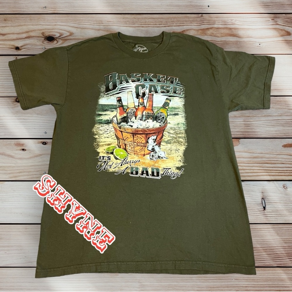 Beautiful  Graphic T Shirt  Basket Case 
Size Large
